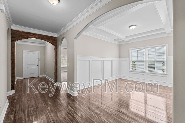 Building Photo - 716 Herrington Dr