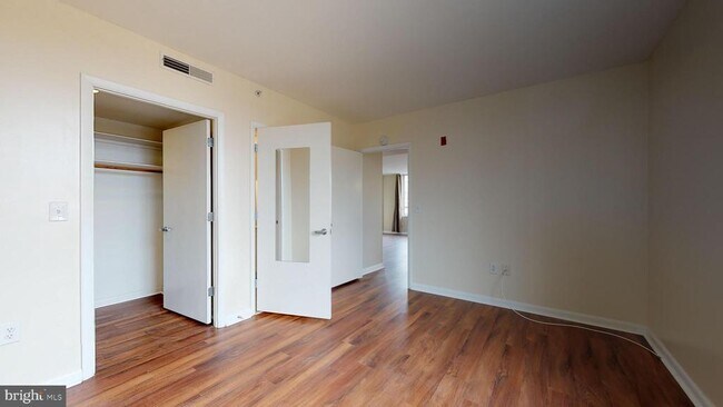 Building Photo - 350 G St SW