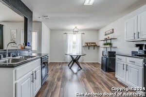Building Photo - 5619 Red Canyon