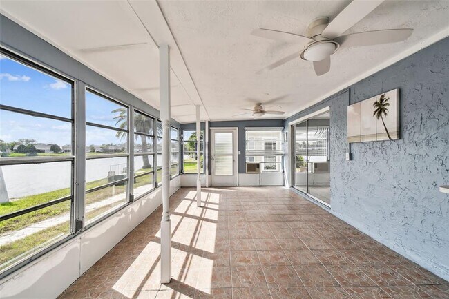 Building Photo - 3248 Rock Valley Dr