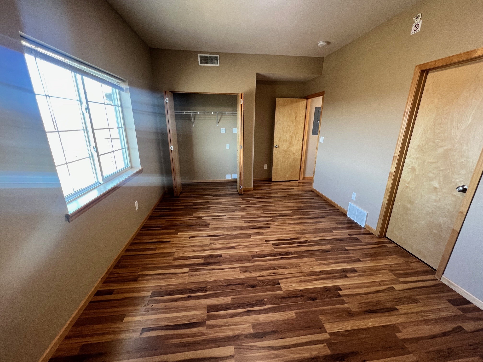 Building Photo - 1275 Alexander Way