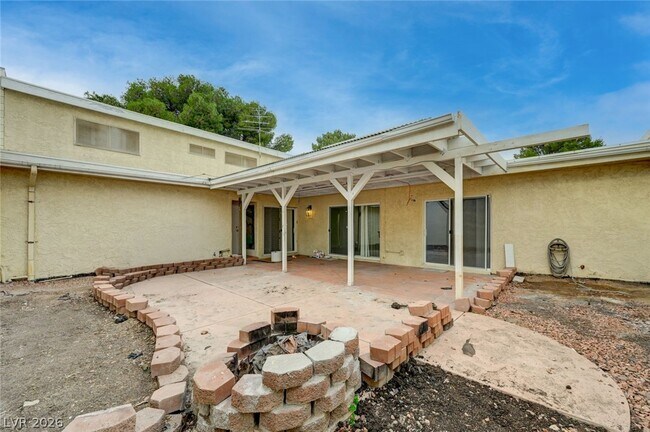 Building Photo - 3518 Blackstone St