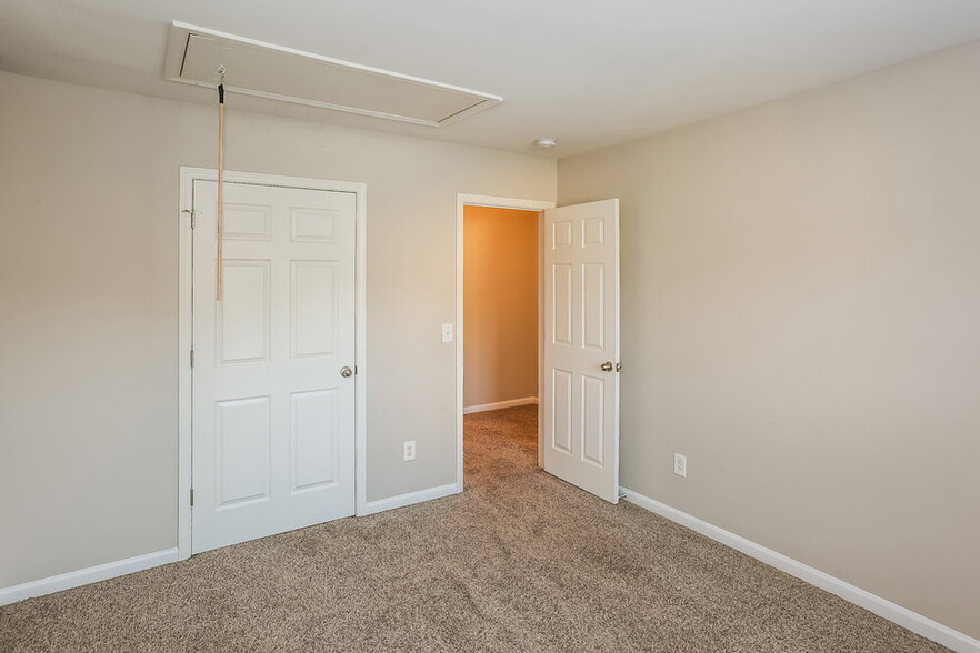 Building Photo - 5015 Abode Lily Ln