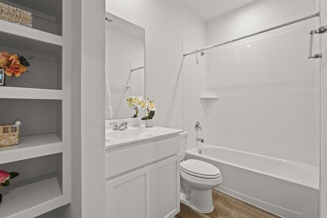 Building Photo - 30807 Khepri Ct