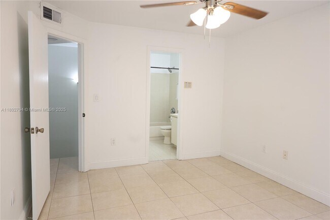 Building Photo - 6845 SW 45th Ln