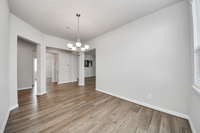 Building Photo - 2968 Golden Dust Dr