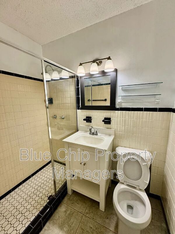 Building Photo - 43 Aegean Ave