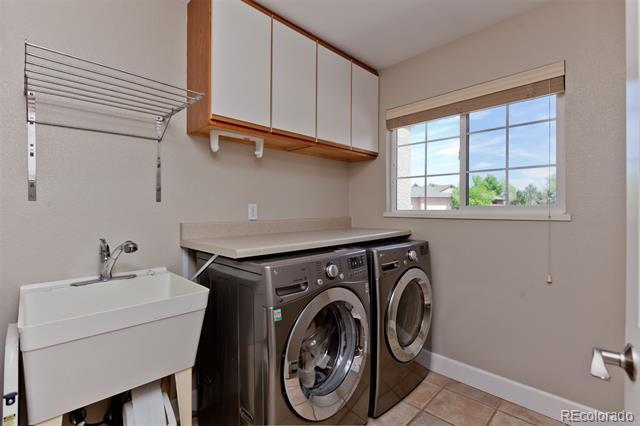 Building Photo - 2071 Stagecoach Ct