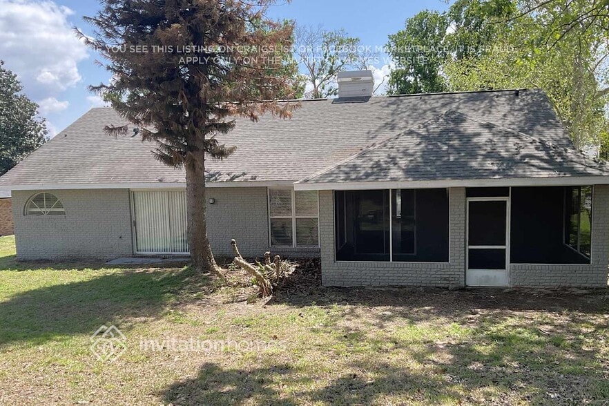 Building Photo - 10411 Myakka Dr
