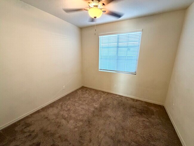 Building Photo - Beautiful 4BR/3BA single-story home in Harvest Queen Creek! Built in 2021 with 2,306 SF, den, che...