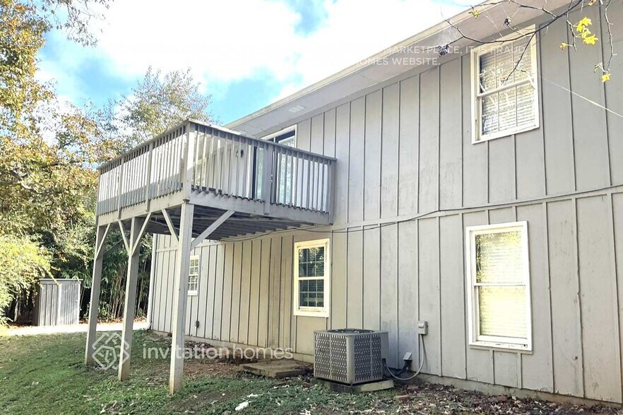 Building Photo - 4895 Orchard Ct