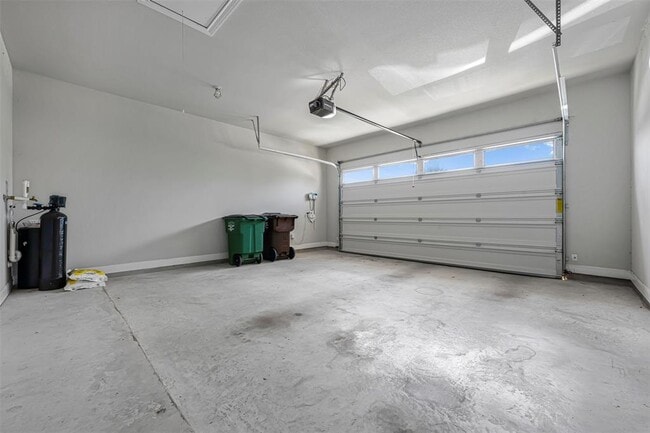 Building Photo - 4620 Katherine Dr