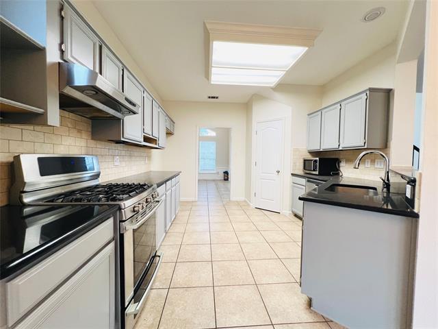 Building Photo - 1042 Fireside Dr