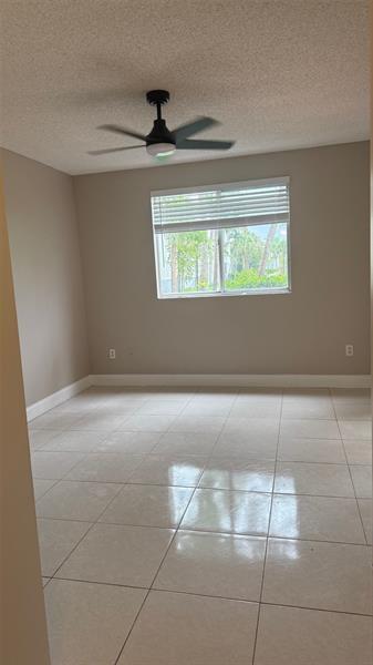 Building Photo - 2600 S University Dr