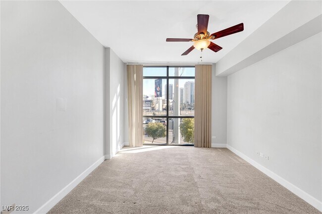 Building Photo - 200 W Sahara Ave