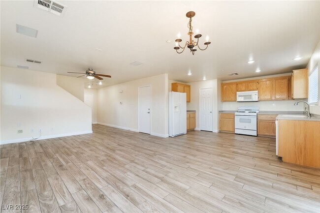 Building Photo - 1173 Paradise Mountain Tr