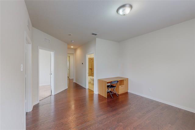 Building Photo - 8100 Horseman Rd