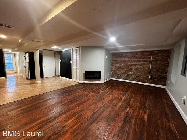 Building Photo - 3 br, 2 bath House - 1216 E St NE