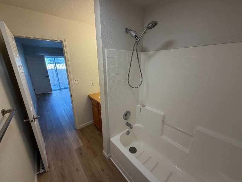 Building Photo - 1710 Challis Dr