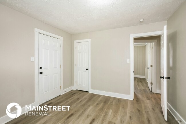 Building Photo - 6067 Bettcher Ave