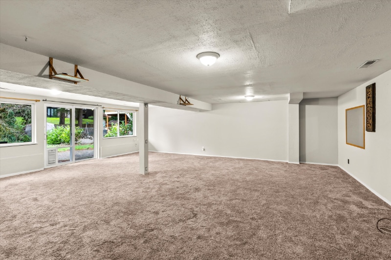 Building Photo - 10914 93rd Ave SW