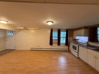Building Photo - 33 Mi-Anna Dr