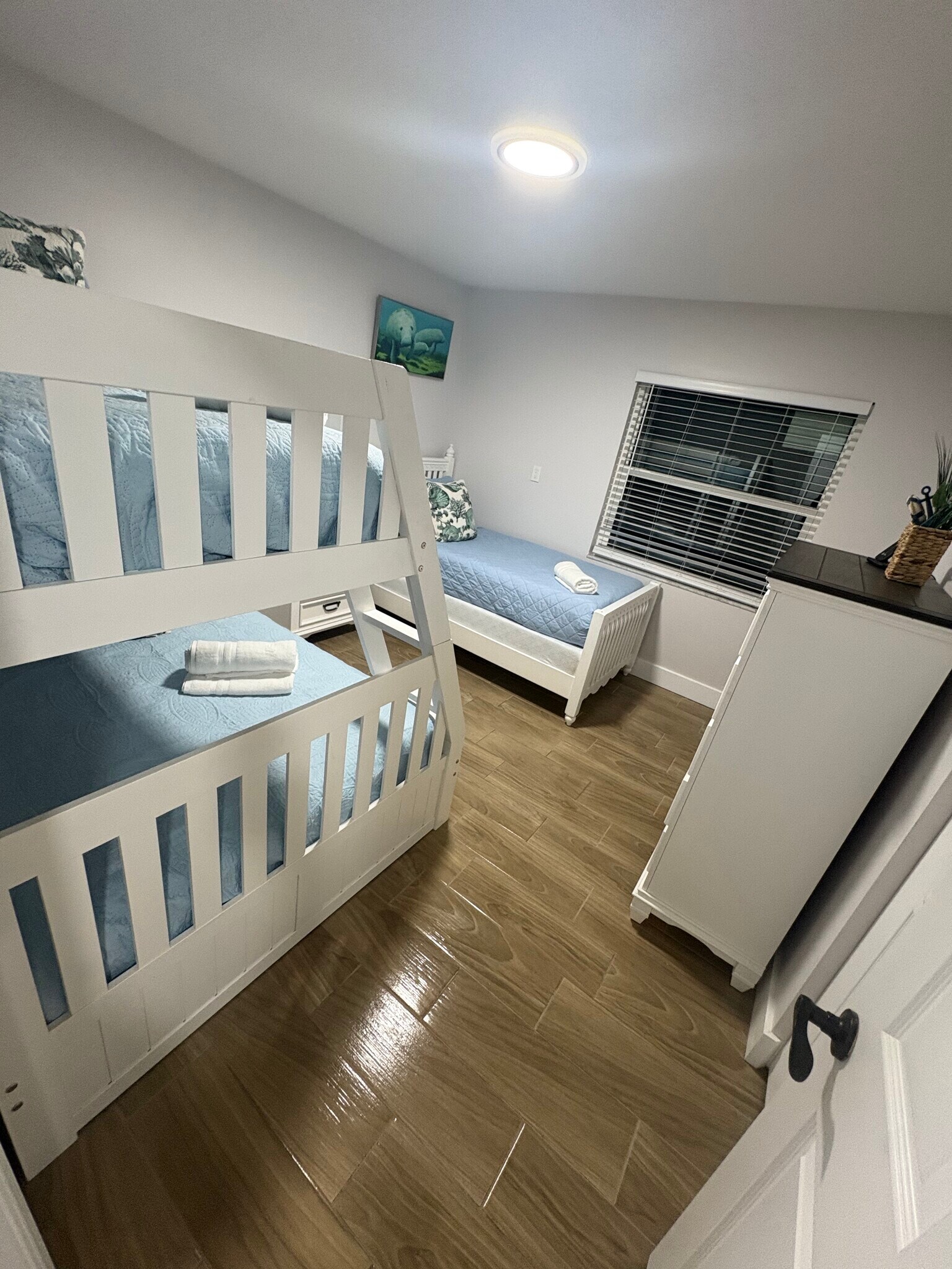 Bedroom #4 two full beds, one single bed - 11936 W Waterway Dr