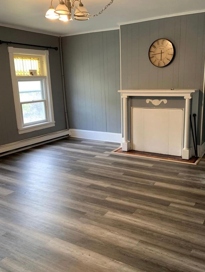 Building Photo - 1103 W State St