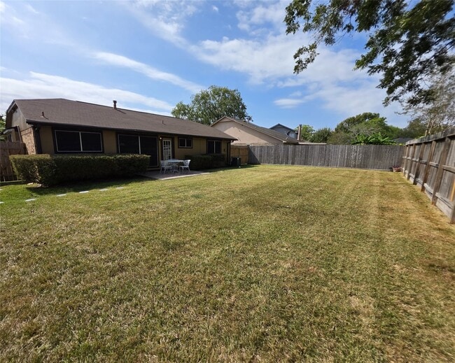 Building Photo - 463 Lost Rock Dr