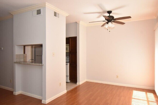 Building Photo - 6602 Harbor Town Dr