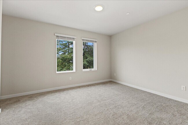 Building Photo - New Construction 2-Bed Townhome Near Boein...