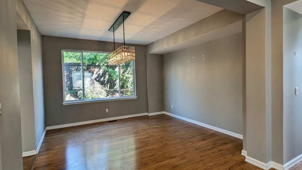Building Photo - 20933 13th Pl W