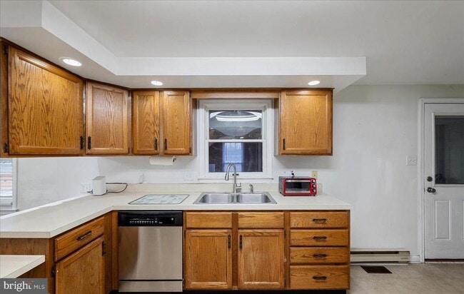 Building Photo - 163 Denny Ln