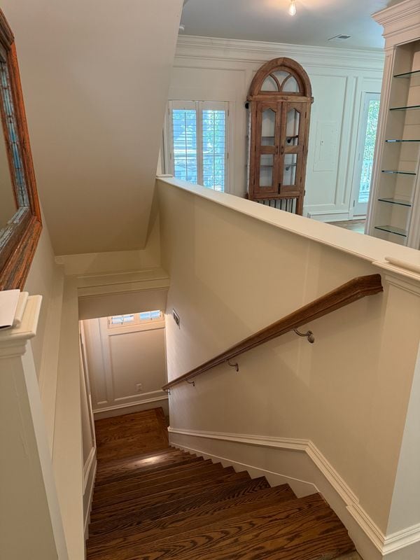 Building Photo - 312 Tschiffely Square Rd