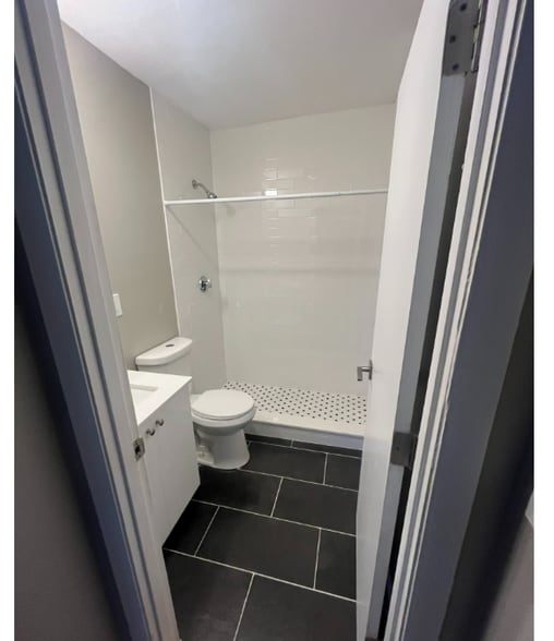 Building Photo - 210 Parker Hill Ave