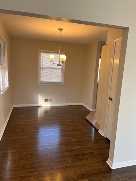 Building Photo - 4016 North 92nd Circle