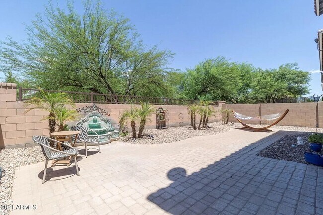 Building Photo - Luxurious 5BR Home in Award-Winning Power ...