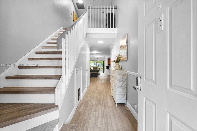 Building Photo - 2149 Discovery Cir W