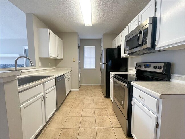 Building Photo - 1107 Sandy Ln Dr