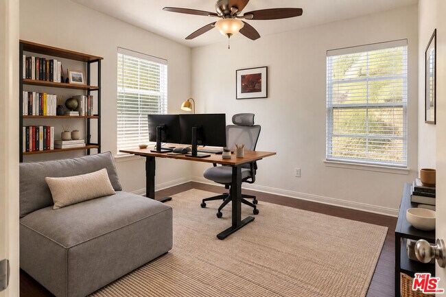 Building Photo - 780 Tennis Club Ln