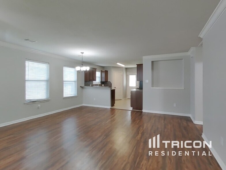 Building Photo - 12030 Green Bluff Ct