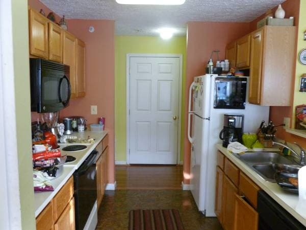 Building Photo - 5610 Avonshire Pl