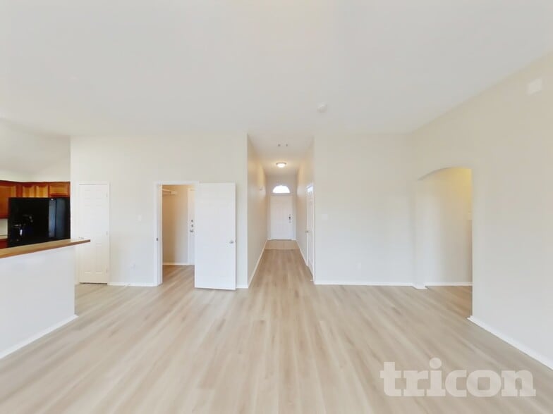 Building Photo - 1719 Abaco Dr