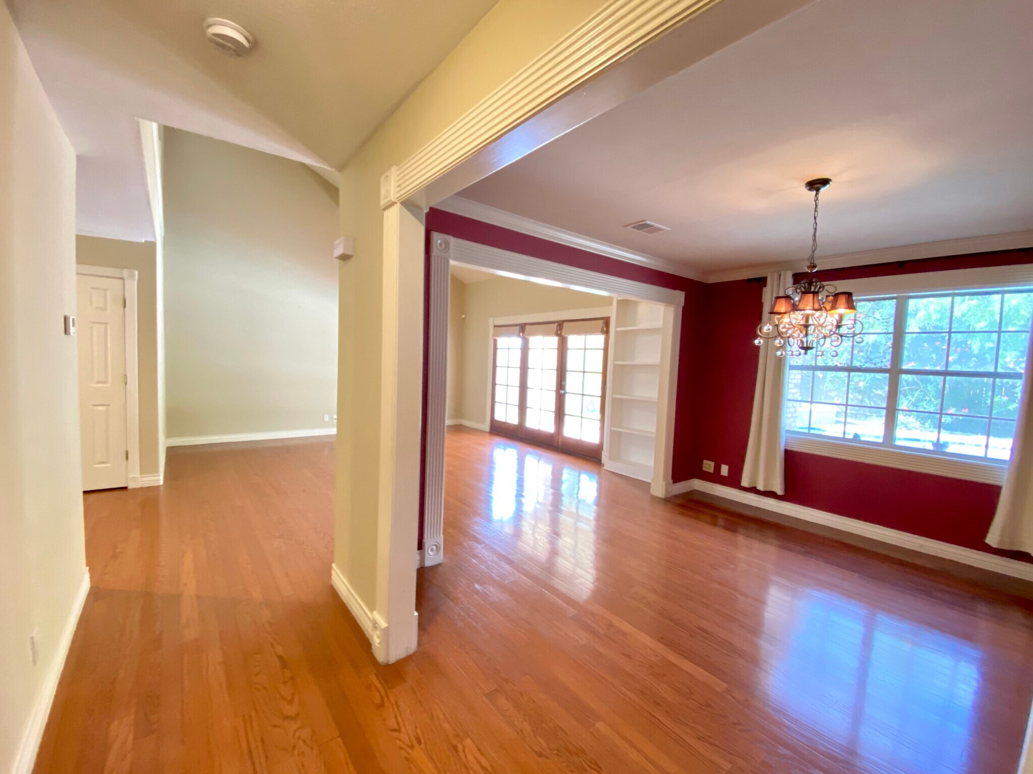 Building Photo - 1551 Briarwyck Dr