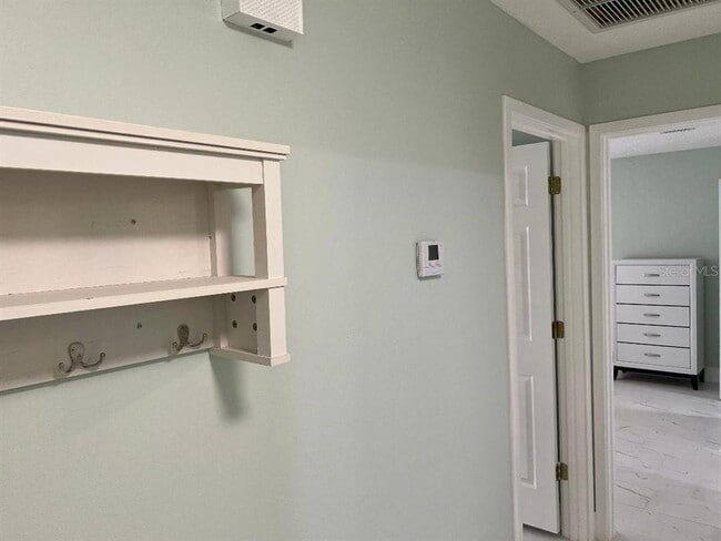 Building Photo - 1220 13th Cir SE