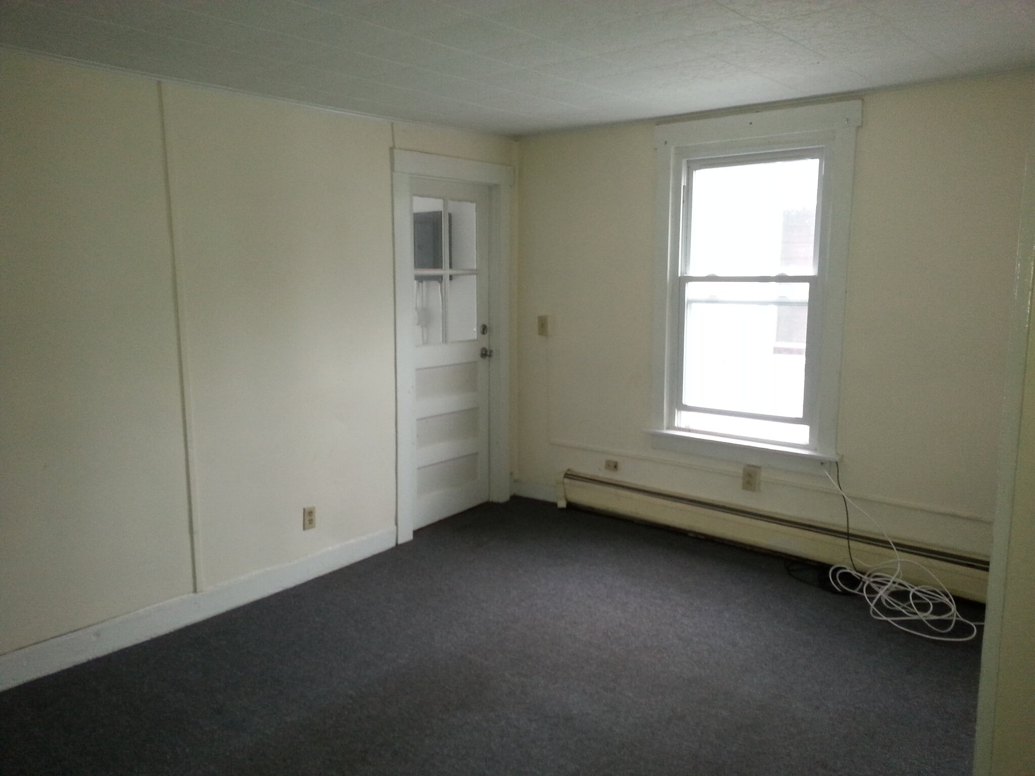 Building Photo - 188 Pine St