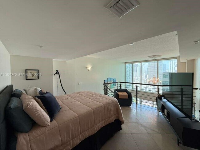 Building Photo - 41 SE 5th St