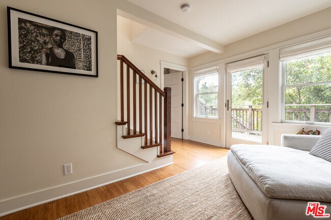 Building Photo - 6271 Saylin Ln