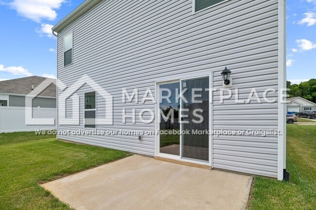 Building Photo - 2069 Southwood Cir