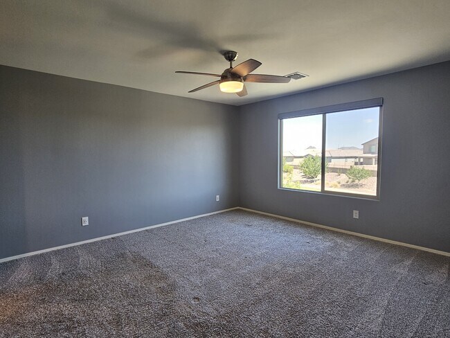 Building Photo - 10679 W Golson Dr